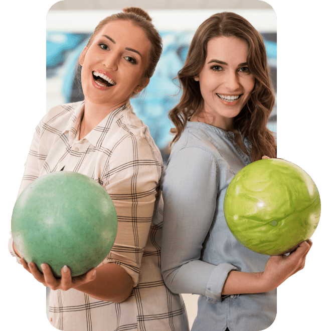 alt.bowling woman with ball