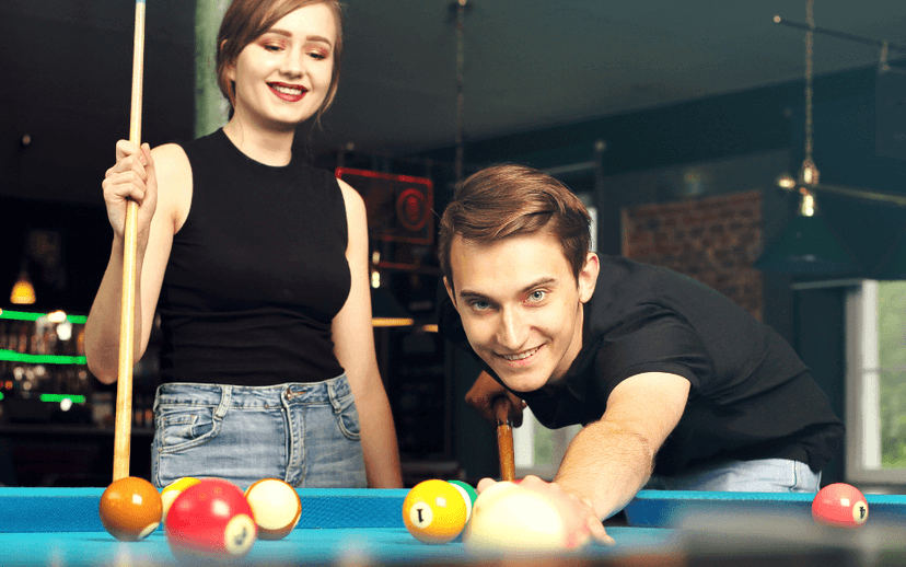 Couple playing pool - BookGame